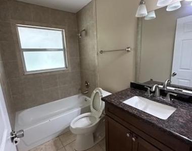 9211 Seville Road - Photo Thumbnail 5