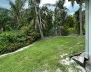9211 Seville Road - Photo Thumbnail 12