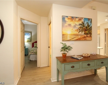 519 Roma Court - Photo Thumbnail 10