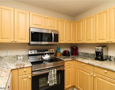 519 Roma Court - Photo Thumbnail 15