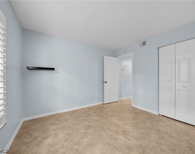 28260 Pine Haven Way - Photo Thumbnail 21