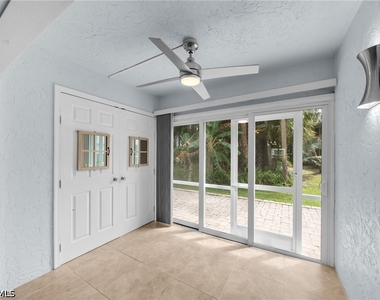 28260 Pine Haven Way - Photo Thumbnail 14