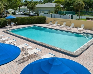 28260 Pine Haven Way - Photo Thumbnail 30