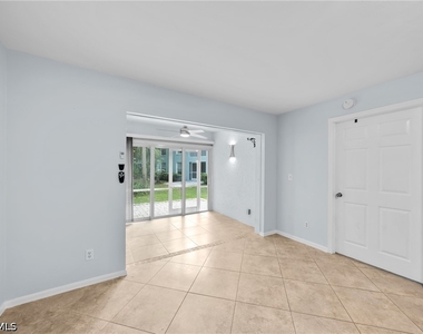 28260 Pine Haven Way - Photo Thumbnail 13