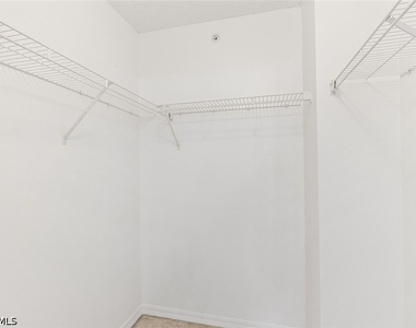 8920 Colonnades Court E - Photo Thumbnail 9