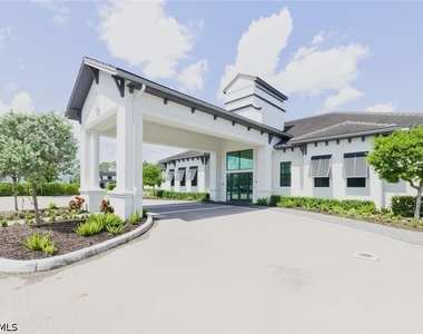 7345 Rockefeller Drive - Photo Thumbnail 32