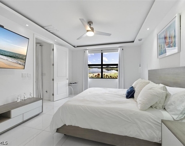 7345 Rockefeller Drive - Photo Thumbnail 19