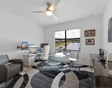 7345 Rockefeller Drive - Photo Thumbnail 25