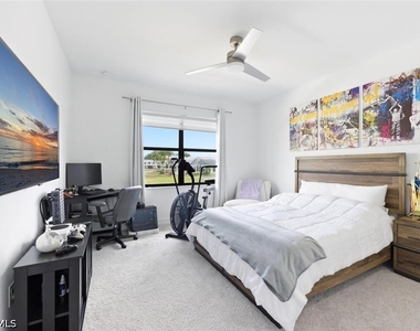 7345 Rockefeller Drive - Photo Thumbnail 28