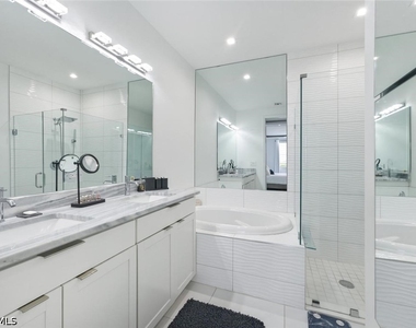 7345 Rockefeller Drive - Photo Thumbnail 21
