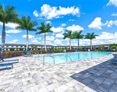 7345 Rockefeller Drive - Photo Thumbnail 35