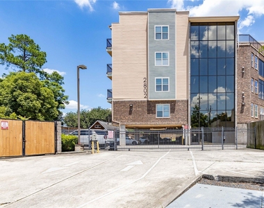 2802 Morrison Street - Photo Thumbnail 1