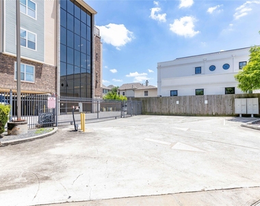 2802 Morrison Street - Photo Thumbnail 31