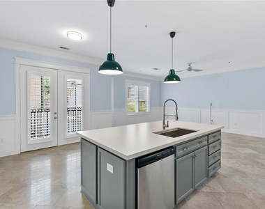2802 Morrison Street - Photo Thumbnail 5