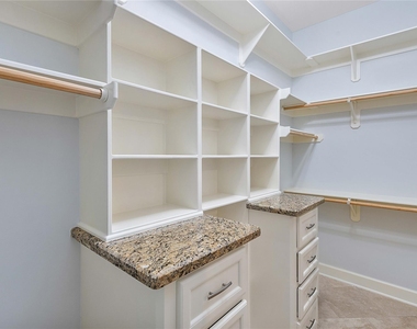 2802 Morrison Street - Photo Thumbnail 14