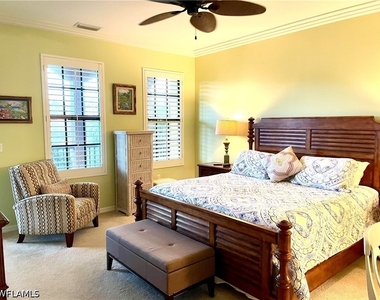 8989 Cambria Circle - Photo Thumbnail 18