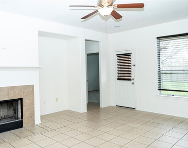 12914 Pinehall Lane - Photo Thumbnail 8