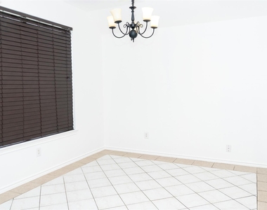 12914 Pinehall Lane - Photo Thumbnail 1