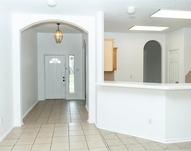 12914 Pinehall Lane - Photo Thumbnail 5