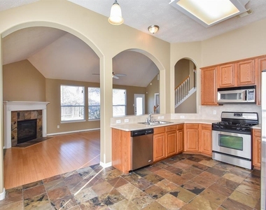 2811 Little Spring Circle - Photo Thumbnail 3