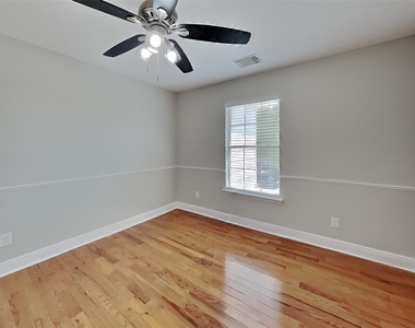 29402 Legends Hill Drive - Photo Thumbnail 15