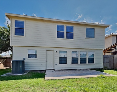29402 Legends Hill Drive - Photo Thumbnail 19