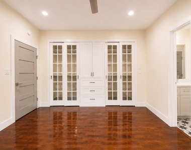 2302 Ruth Street - Photo Thumbnail 7