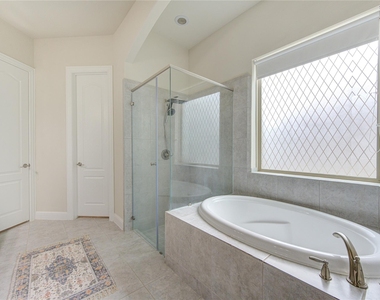 9926 Common Hawker Court - Photo Thumbnail 14