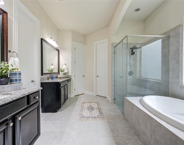 9926 Common Hawker Court - Photo Thumbnail 13