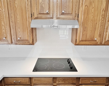 12414 Logan Mill Drive - Photo Thumbnail 7
