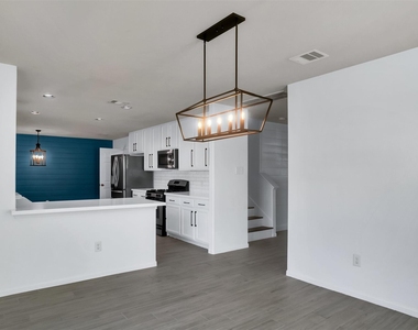 15807 Little Miss Creek Drive - Photo Thumbnail 7