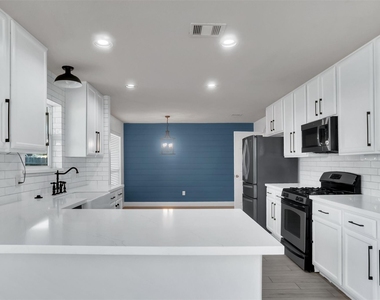 15807 Little Miss Creek Drive - Photo Thumbnail 8