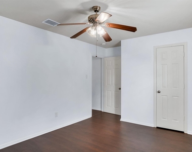 15807 Little Miss Creek Drive - Photo Thumbnail 21