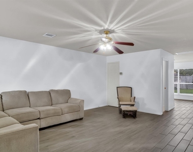 15807 Little Miss Creek Drive - Photo Thumbnail 3