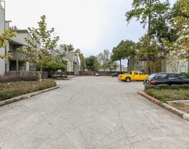 17417 Red Oak Drive - Photo Thumbnail 1