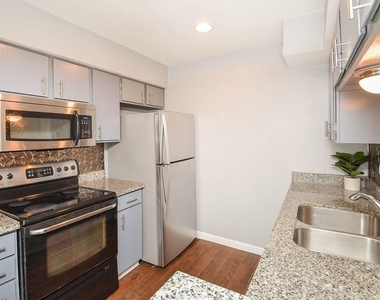 4635 Wild Indigo Street - Photo Thumbnail 7