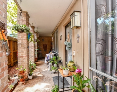 4635 Wild Indigo Street - Photo Thumbnail 22