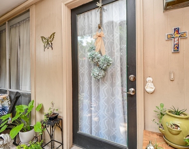 4635 Wild Indigo Street - Photo Thumbnail 25