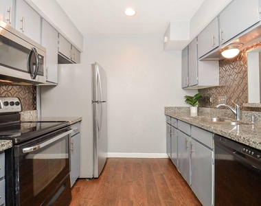 4635 Wild Indigo Street - Photo Thumbnail 8