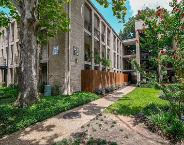 4635 Wild Indigo Street - Photo Thumbnail 35