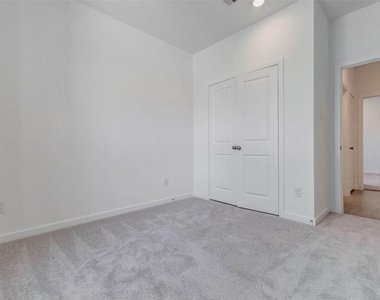 31715 Wild Meadow Drive - Photo Thumbnail 17
