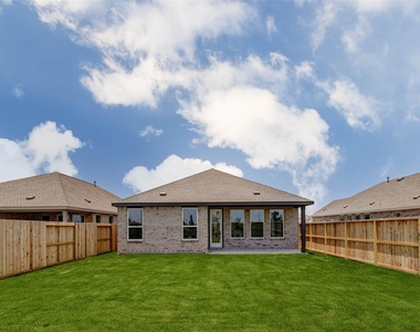 31715 Wild Meadow Drive - Photo Thumbnail 24