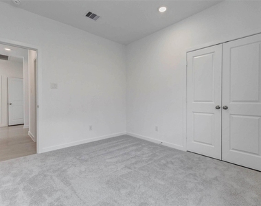 31715 Wild Meadow Drive - Photo Thumbnail 20