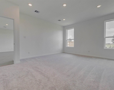 31715 Wild Meadow Drive - Photo Thumbnail 11
