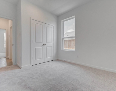 31715 Wild Meadow Drive - Photo Thumbnail 18
