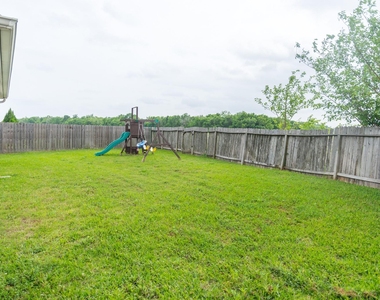 2834 Sage Bluff Avenue - Photo Thumbnail 30