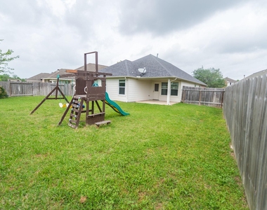 2834 Sage Bluff Avenue - Photo Thumbnail 33