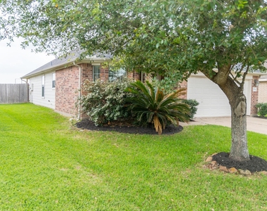 2834 Sage Bluff Avenue - Photo Thumbnail 2
