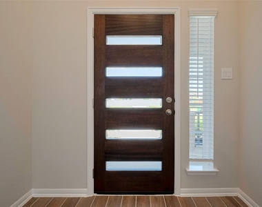 2405 Seamist Cove Lane - Photo Thumbnail 6