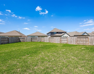 2405 Seamist Cove Lane - Photo Thumbnail 45